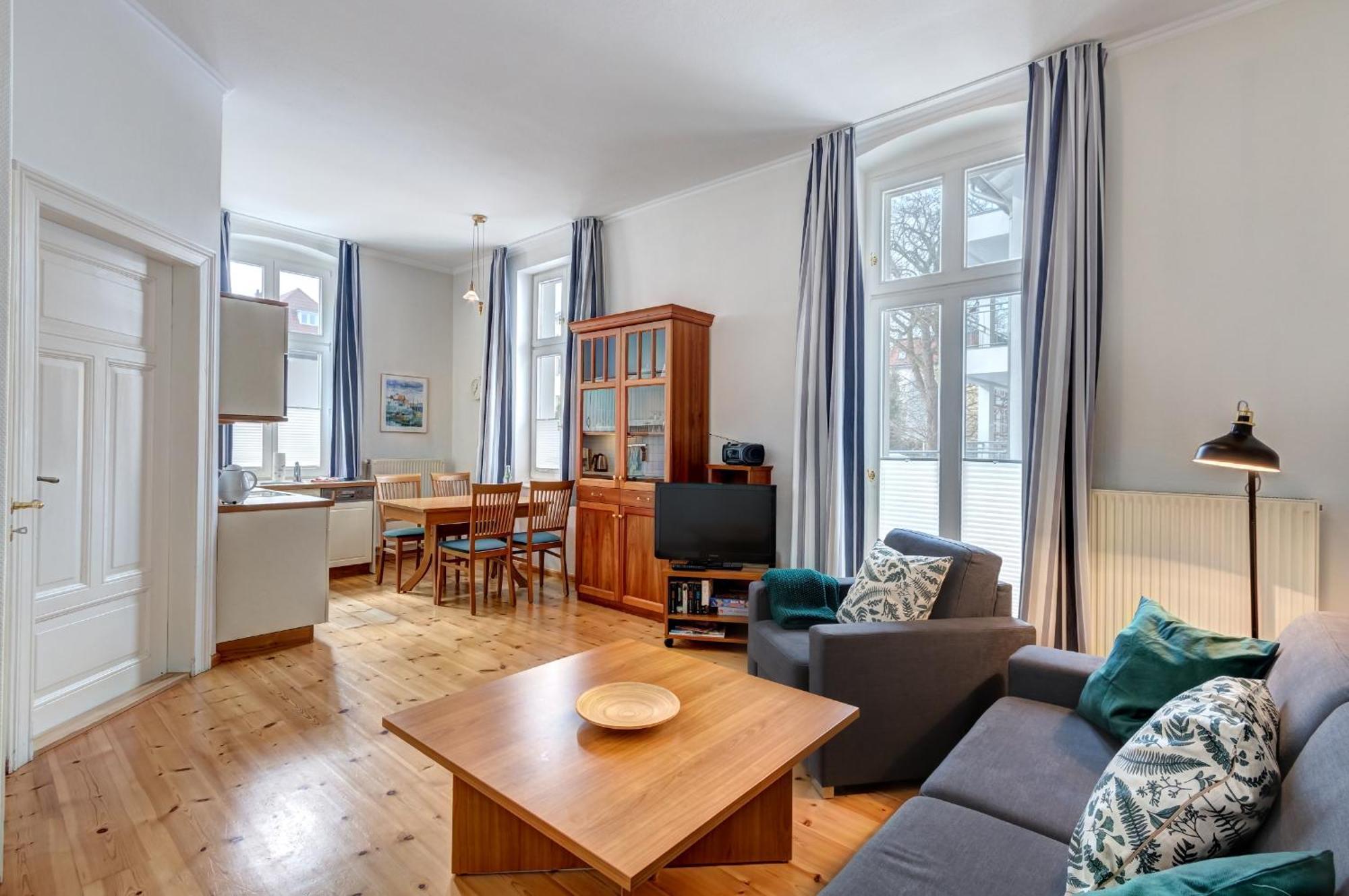 Villa Ahlbeck - Ferienwohnung Kuehlungsborn Heringsdorf  Exteriör bild