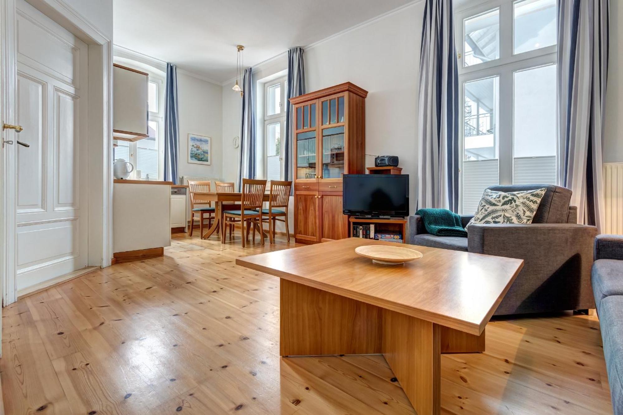 Villa Ahlbeck - Ferienwohnung Kuehlungsborn Heringsdorf  Exteriör bild